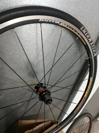 Rueda trasera Mavic Ksyrium + 2 cubiertas