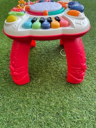 Mesa multiactividades bebé