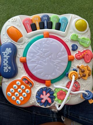 Mesa multiactividades bebé