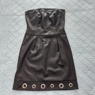 Vestido palabra de honor negro...