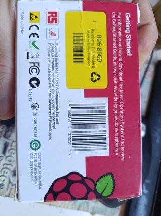 Raspberry Pi 3B con disipador y ventilador.