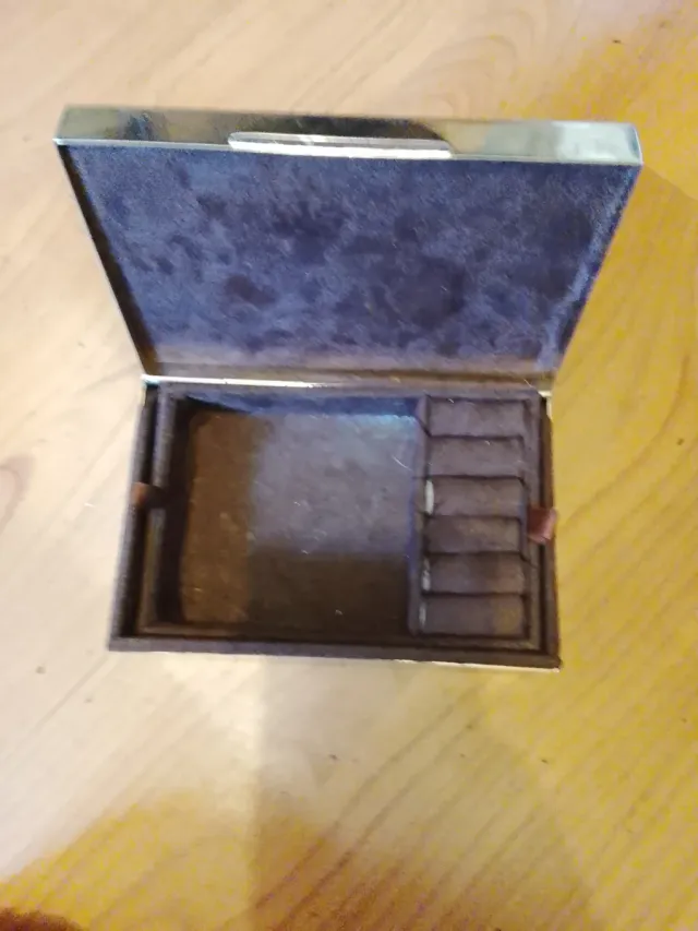 Joyero vintage piel cocodrilo marrón y dorado