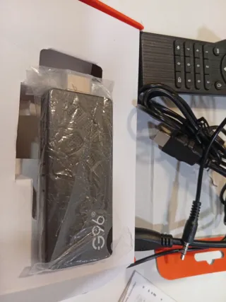 G96 TV Stick con Mando a Distancia
