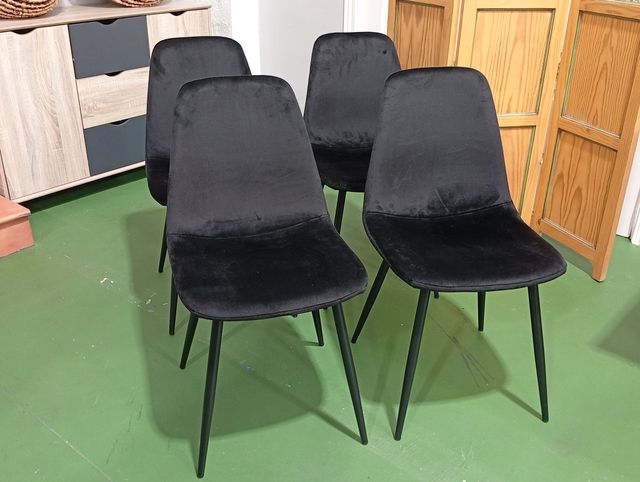 Pack 4 Sillas Negras Terciopelo