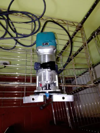 Fresadora Makita Multifunción