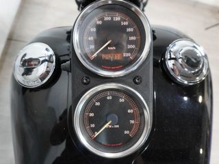 HARLEY DAVIDSON DYNA LOW RIDER