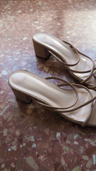 Sandalias Beige Tacón Talla 37 Shein