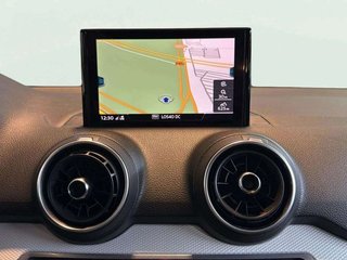Audi Q2 Design 30 TFSI 85kW (116CV)
