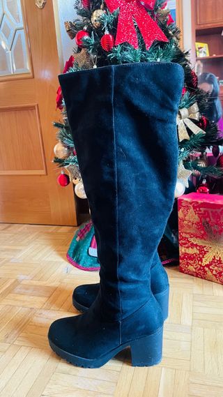 Botas altas tacón 8cm Talla 38