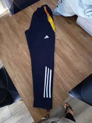 Chándal Real Madrid Adidas Talla 12