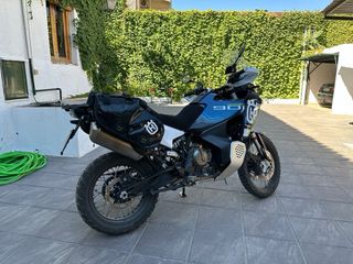 Husqvarna Norden 901 Expedition