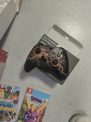 Nintendo Switch + Giochi e Accessori