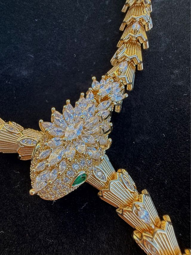 Colar de Serpente / Serpenti de mulher