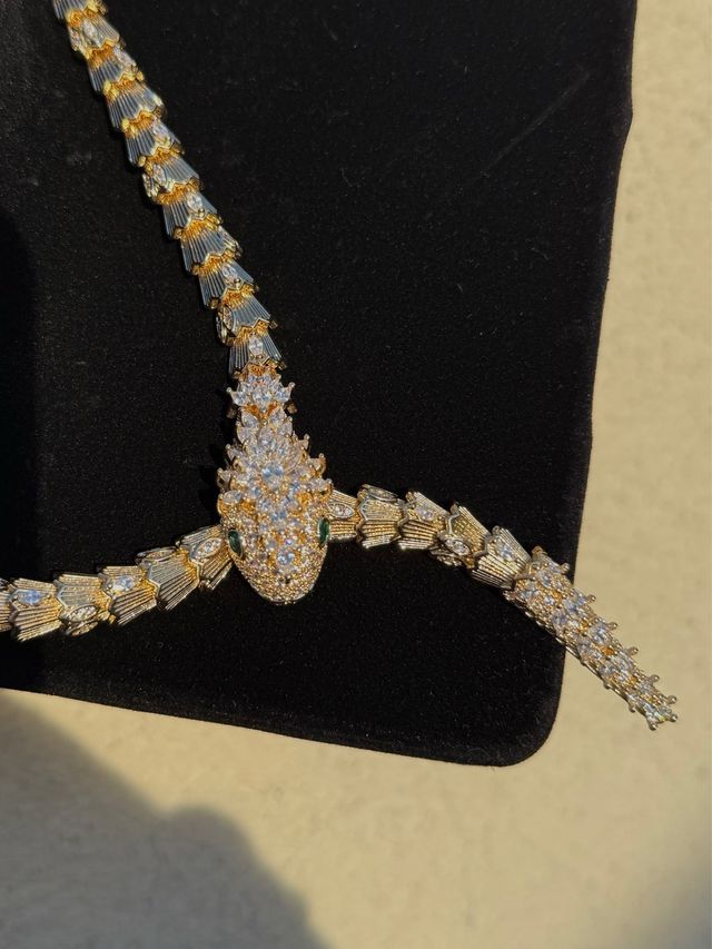 Colar de Serpente / Serpenti de mulher