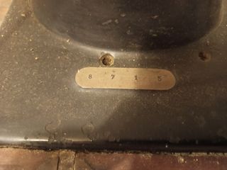 Macchina da cucire Adler 4-2 vintage