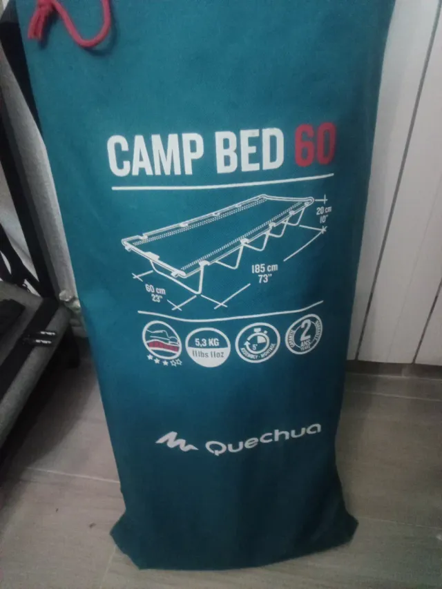 Cama de campaña Quechua 60