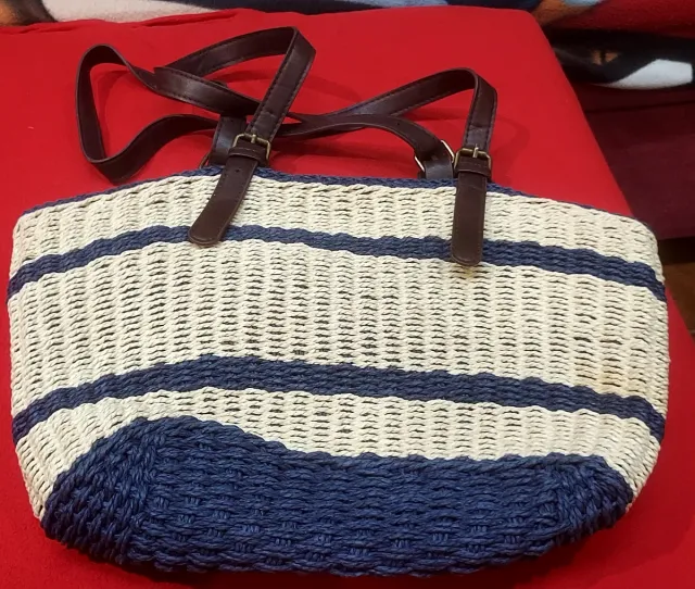 Bolso de playa a rayas beige y azul