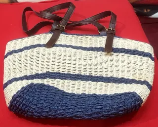 Bolso de playa a rayas beige y azul