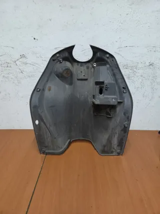 Contraescudo Honda Dylan 125