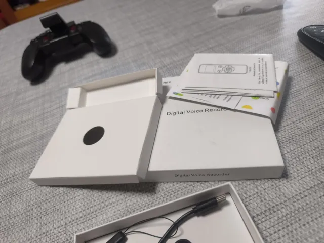 Grabadora de voz digital negra