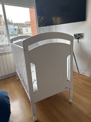 Cuna Blanca de Madera Osito
