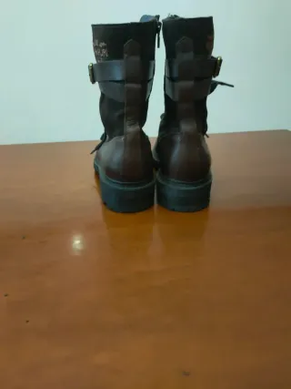 Stivaletti Napapijri Pelle Marrone Zip e Lacci