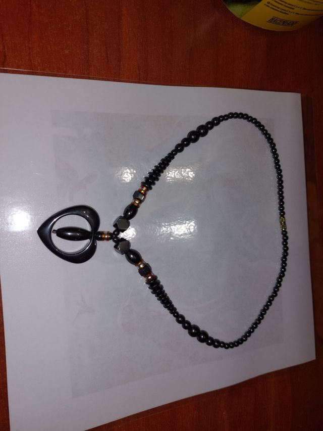 Colgante Corazón Hematites Negro y Dorado