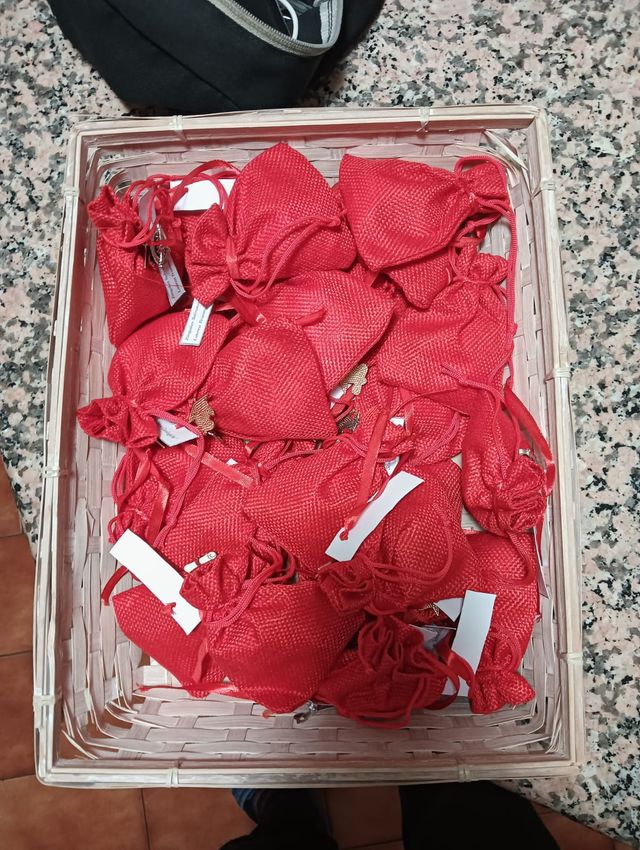 17 Bomboniere Laurea Rosse con Decorazioni