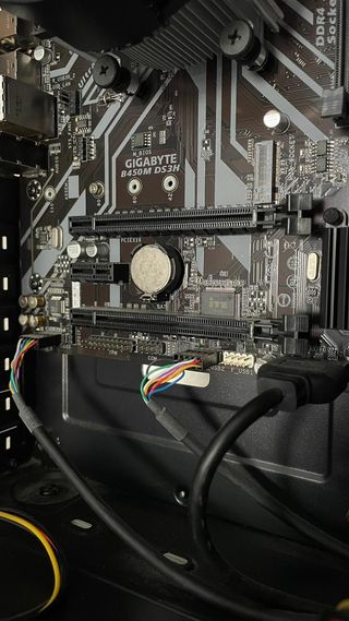 Ordenador de sobremesa AMD Ryzen 5 3400G