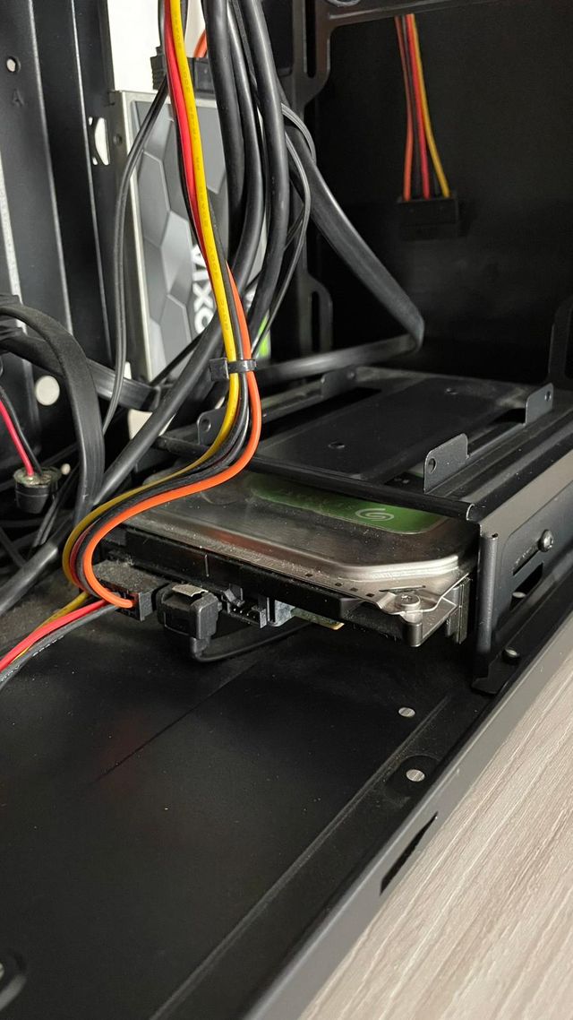 Ordenador de sobremesa AMD Ryzen 5 3400G