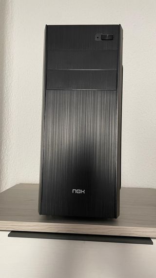 Ordenador de sobremesa AMD Ryzen 5 3400G