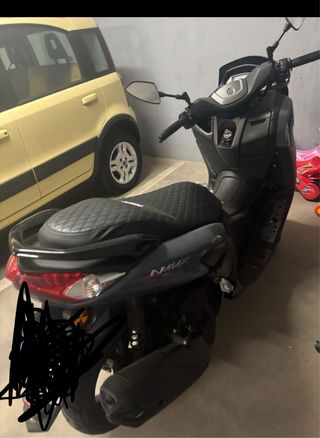Yamaha NMAX 2021