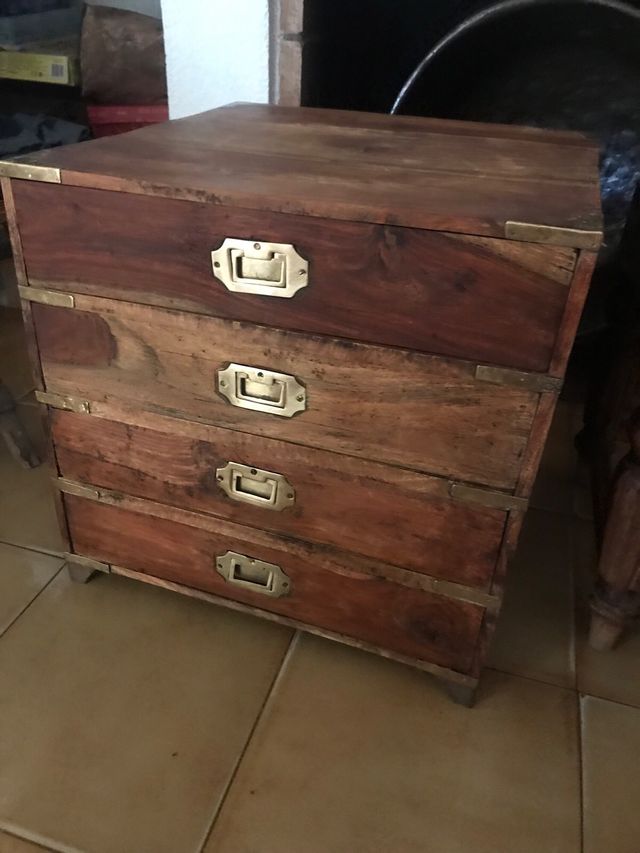 Dúo Muebles Madera: Cajonera y Bogellero