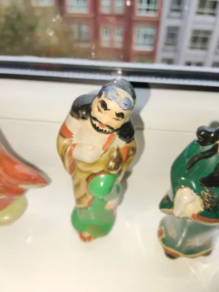 5 Figuras Chinas Coleccionables