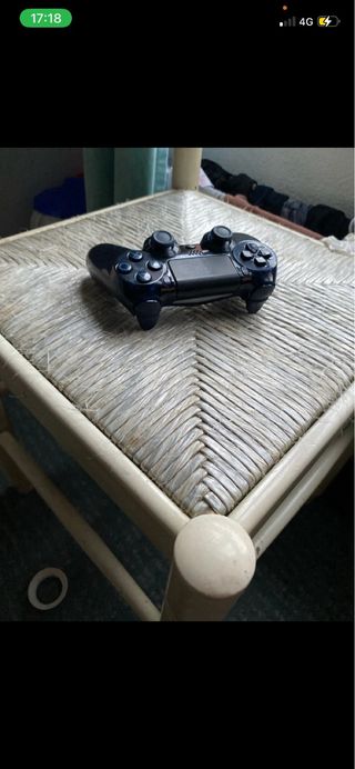 Playstation 4 blanca