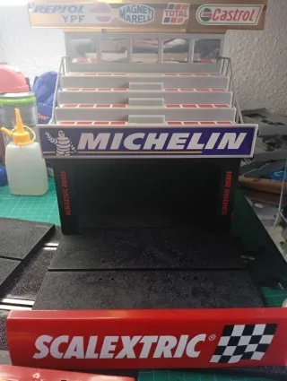 Grada Box Scalextric