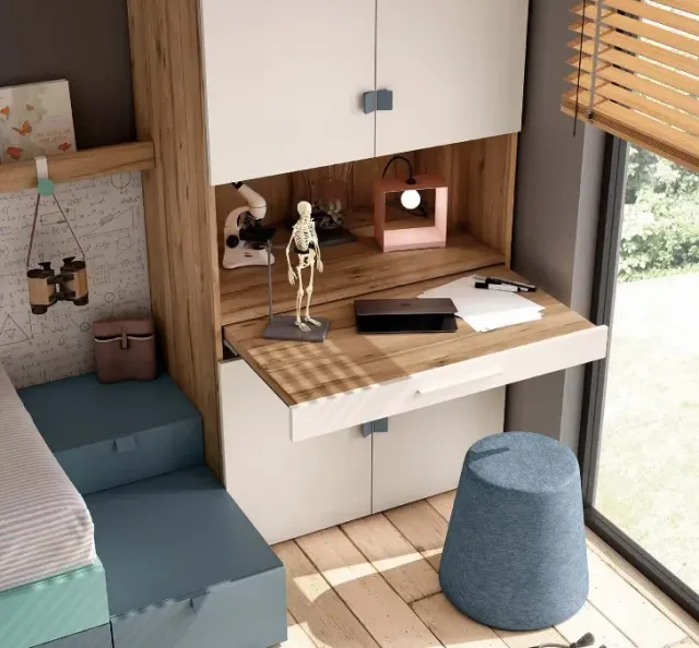 Armario con escritorio integrado