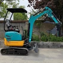 Mini excavadora 1.800kg