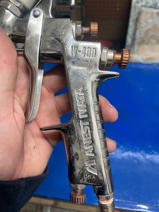Pistola de pintar W-400 Anest Iwata