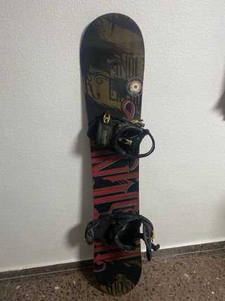 Tabla de Snowboard con Fijaciones