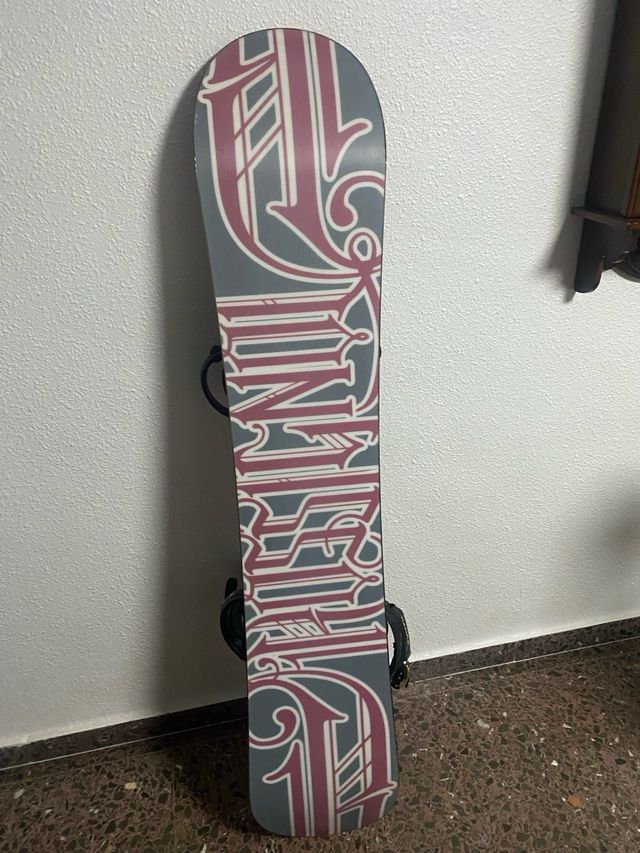 Tabla de Snowboard con Fijaciones