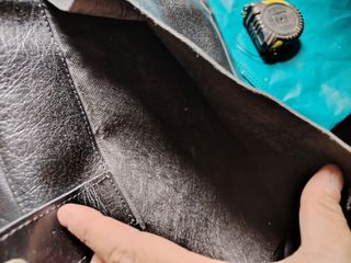 Maletin de piel negra