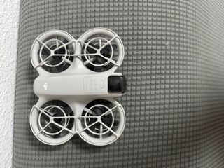Dron DJI Neo
