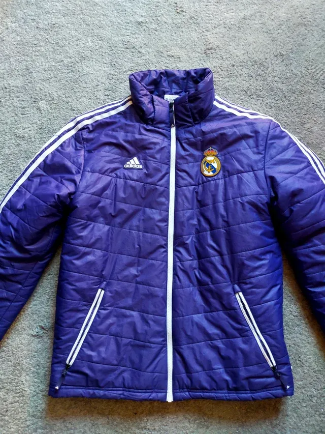 Chaqueta Real Madrid Adidas Talla S. Original.