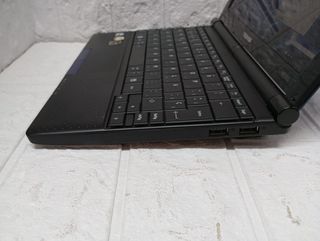 Portatil TOSHIBA NB500-10F (1790)