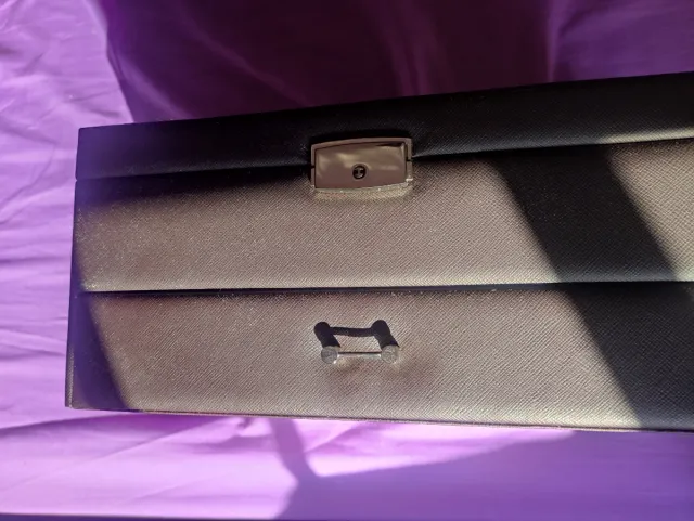 Joyero con llave y cajón