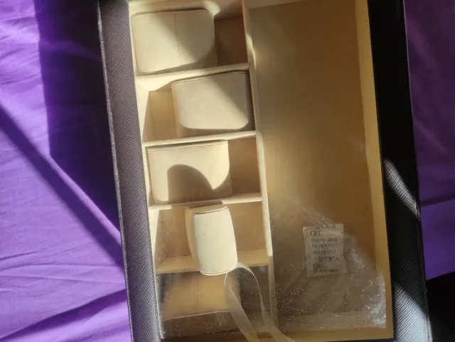 Joyero con llave y cajón