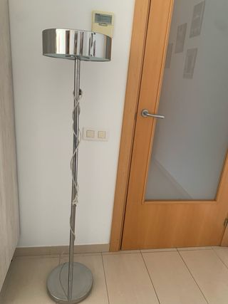 Lámpara de pie Ikea acero plateado