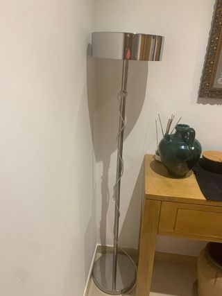 Lámpara de pie Ikea acero plateado