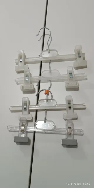 4 grucce appendini per bambini